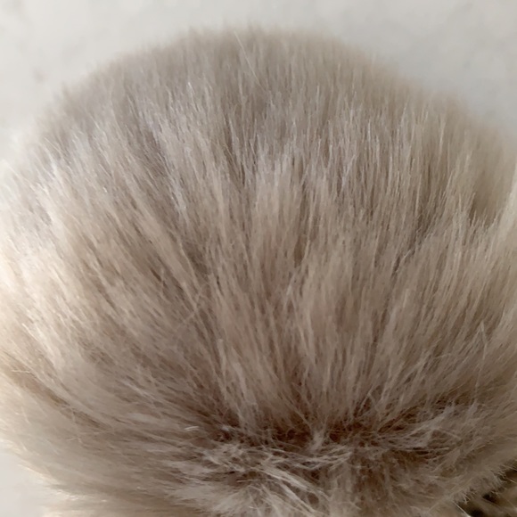 Charming Charlie Hat - Picture 4 of 5